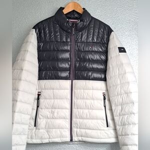 NWT Men's Insulated Two Tone Puffer Jacket by Tommy Hilfiger    Size L